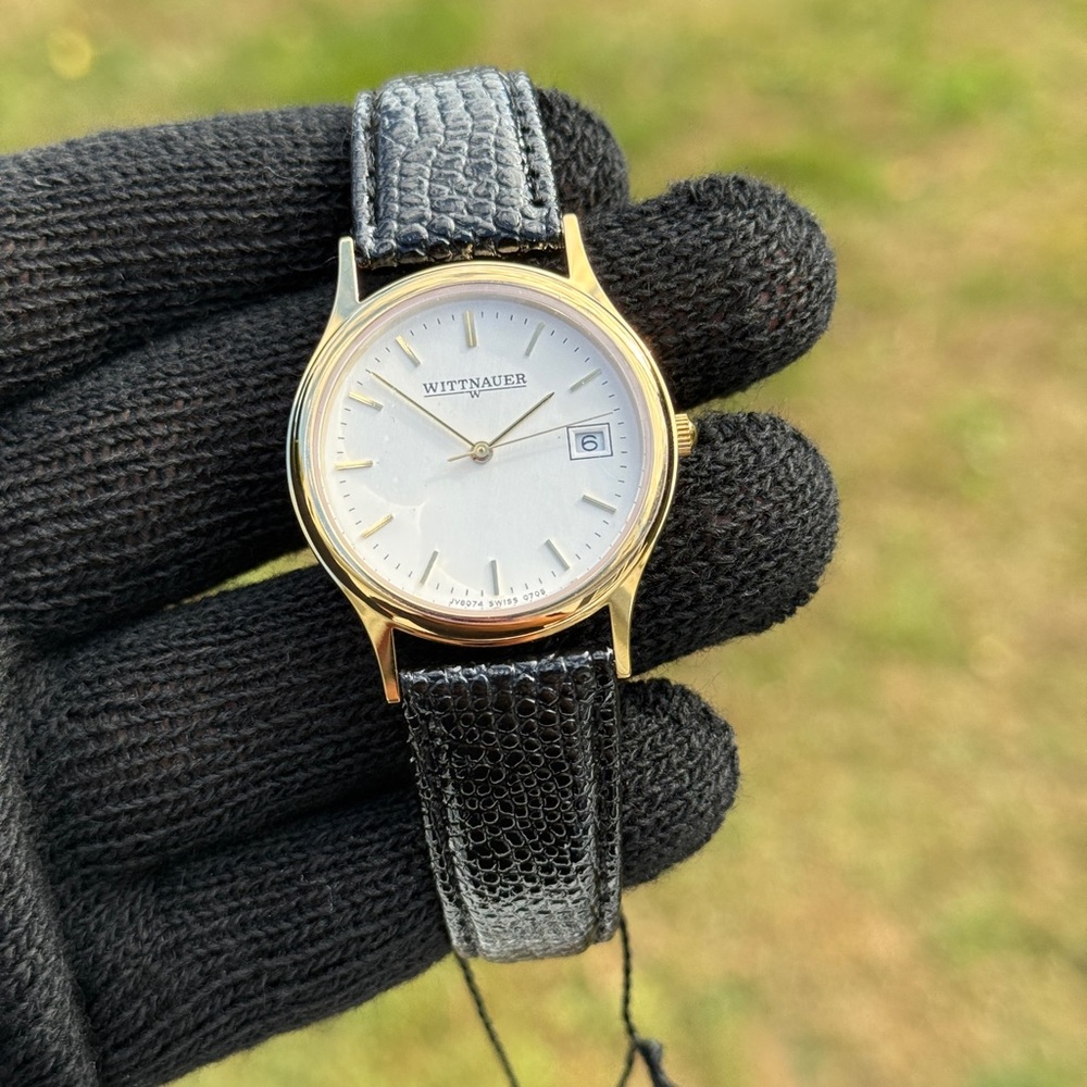 Wittnauer Trieste Gold tone watch with Classic black strap vintage unisex watch